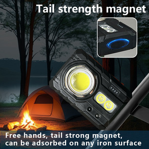Lampe torche porte-clés d'extérieur, lumière LED compacte de 6,7 cm pour le camping et la randonnée - Product Image 4