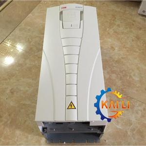 อินเวอร์เตอร์ Abb Acs880 110Kw ควบคุมด้วยเวกเตอร์ 380V Ip20 สำหรับมอเตอร์อุตสาหกรรม - Product Image 1