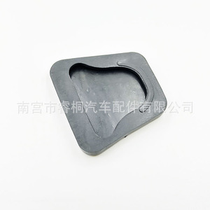 แผ่นยางเบรก Shuangxuan สำหรับรถบรรทุก JAC รุ่น 1868 05 2375 03 ขนาดเดียว - Product Image 1