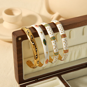 กำไลเคลือบลายตาปีศาจ |   กำไลข้อมือแบบเปิดสไตล์ฝรั่งเศส ปรับขนาดได้ ทำจากสแตนเลสสตีล ชุบทอง 18K PVD สำหรับผู้หญิง |   กันน้ำ ป้องกันอาการแพ้ - Product Image 2