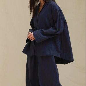 Ensembles pour femmes en coton et lin, hauts à manches longues et col en V, pantalons à jambes larges, nouvelle mode estivale, vente en gros OEM - Product Image 2