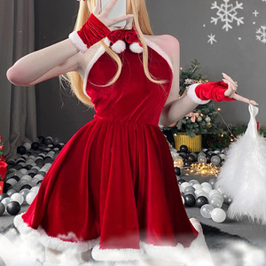 Robe de Noël rouge en velours, style halter, coupe trapèze, avec bordure en fourrure blanche, pour fête ou déguisement cosplay - Product Image 3