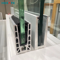 Clôture en verre pour balcon Système de balcon Garde-corps Lumière LED Rampe de piscine Garde-corps en verre