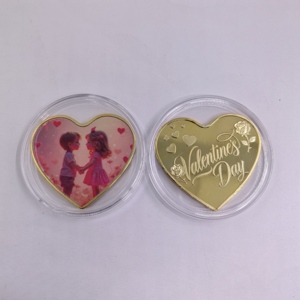 Moneda <span class=keywords><strong>de</strong></span> Metal Personalizada con Forma <span class=keywords><strong>de</strong></span> Corazón, Monedas Conmemorativas del Día <span class=keywords><strong>de</strong></span> San Valentín, Moneda <span class=keywords><strong>de</strong></span> <span class=keywords><strong>Oro</strong></span> <span class=keywords><strong>de</strong></span> Metal con Oso y Rosa Roja para Enamorados - Product Image 6