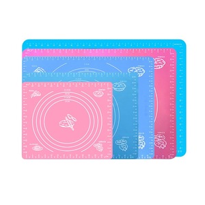 Tapis de pétrissage en silicone 26*29cm pour la pâtisserie, la cuisine et la préparation des pâtes, planche à découper, ustensiles de cuisson - Product Image 1