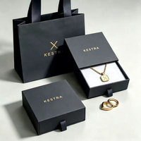 Boîte à bijoux en carton coulissante avec logo personnalisé, boîte cadeau rigide de luxe pour le rangement des bagues, des colliers et des boucles d'oreilles