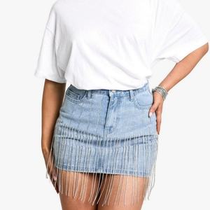 Nouvelle Arrivée Jupe Courte en Jean Taille Haute pour Femme avec Strass et Franges, Style Décontracté Été, Délavée Claire - Product Image 1