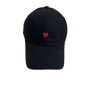 Casquette de baseball à 6 panneaux non structurée, style dad, effet vieilli, avec broderie de cœur rouge et logo brodé personnalisé, Garros - Product Image 2