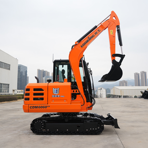 รถขุดตีนตะขาบ LonKing CDM6060 ลดราคาพิเศษ น้ำหนัก 5.85 ตัน 36 กิโลวัตต์ เครื่องยนต์ยันมาร์ บุ้งกี๋ขนาด 0.25 ลูกบาศก์เมตร ระบบไฮดรอลิกเต็มรูปแบบ ปั๊มไฮดรอลิก มอเตอร์ รับประกัน 1 ปี - Product Image 3