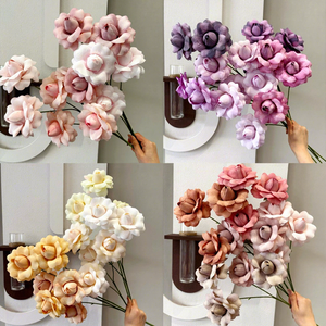 Fleurs artificielles Luo Shen Rose : Roses à 3 tiges et pétales bouclés dans une palette de couleurs Morandi pour les murs floraux de mariage et la décoration intérieure - Product Image 1