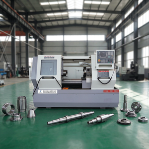 Tour CNC horizontal CK6136 à broche unique 1000 mm pour le traitement des métaux, centre de tournage CNC haute précision en stock - Product Image 2