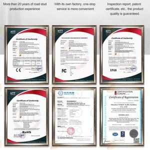 Đường cao tốc an toàn đường bộ 30t ổn định nhôm Cat Eyes năng lượng mặt trời LED Road Marker Studs - Product Image 5