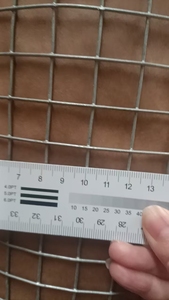 Rouleaux de grillage soudé pour clôture, ouverture personnalisée (1/4'' 1''), calibre BWG8-24, revêtement PVC vert, tailles sur mesure - Product Image 5