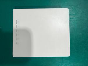HG8120C Version Boîtier Plat Grande Taille XPON GPON ONU 1GE+1FE+1POTS Sans WiFi Modem Optique Filaire Mural FTTH - Product Image 1