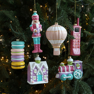 Adornos Navideños de Plástico Pintado Colorido con Forma de Macaron, Colgantes para Árbol de Navidad, Decoración para Colgar en el Árbol - Product Image 2