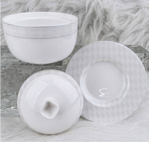 Soupière en céramique chinoise traditionnelle avec couvercle et soucoupe, design sous glaçure, compatible lave-vaisselle - Product Image 6