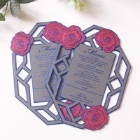 Tarjeta de menú de papel floral de nuevo diseño con patrón troquelado y texto de lámina azul para eventos de bodas y fiestas de cumpleaños