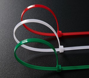 Лидер продаж, самоблокирующиеся Нейлоновые кабельные стяжки, заводская цена, пластиковые стяжки, застежки-молнии, размер электрической проводки 3,6*400 мм - Product Image 4