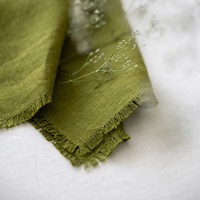 Serviettes de table en lin vert olive carrées à franges, bords bruts, faites à la main, écologiques, 60x60cm, durables et douces