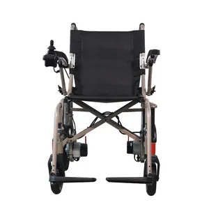 Le scooter de fauteuil roulant électrique pliable portable à quatre roues est conçu pour les personnes âgées et handicapées pour être sûr et confortable