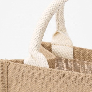 Sac fourre-tout en toile de jute de jute pliable écologique imprimé de logo personnalisé bon marché et réutilisable - Product Image 5