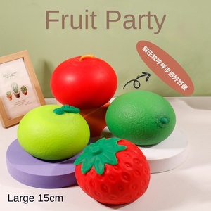 Juguete Sensorial Antiestrés de TPR con Forma de Fresa Gigante para Niños y Niñas de 5 a 7 Años, Diseño para Aliviar el Estrés - Product Image 3