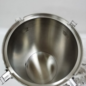 Pré filtre <span class=keywords><strong>de</strong></span> bidon d'acier inoxydable d'<span class=keywords><strong>aquarium</strong></span> <span class=keywords><strong>de</strong></span> Double entrée <span class=keywords><strong>15L</strong></span> pour l'<span class=keywords><strong>aquarium</strong></span> <span class=keywords><strong>de</strong></span> paysage végétal - Product Image 5