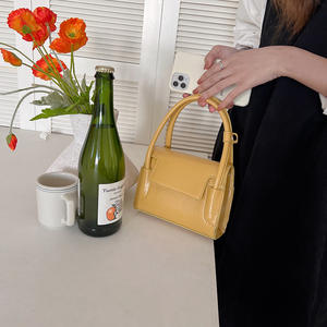 Mini Bolso de Mano de 7 Pulgadas, Color Sólido, Cierre Magnético, Bolso de Mano para Mujer, Azul, Blanco, Amarillo, Rosa, Negro - Product Image 5