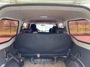 Utilitaire Diesel à Essence Yuchai LHD à Transmission Manuelle, Meilleure Vente, Norme d'Émission Euro 3 pour le <span class=keywords><strong>Camping</strong></span> - Product Image 6