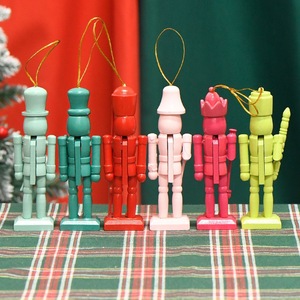 Juego de 6 Cascanueces Decorativos Navideños de Madera para Adorno, Venta al por Mayor - Product Image 3