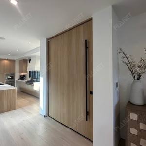 Puerta de entrada delantera de alta calidad de proveedor superior de China, puerta de entrada de 10 pies, estilo pivote, entrada grande, puertas pivotantes de madera maciza - Product Image 4