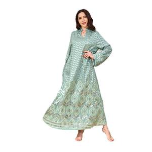 عباءة أنيقة <span class=keywords><strong>M</strong></span>-186 من الكتان مقاومة للتكور ومريحة للتنفس بمقاسات كبيرة للنساء، برقبة على شكل V وأكمام طويلة بأسلوب الشرق الأوسط لجميع المواسم - Product Image 6