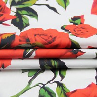 Tissu en coton peigné satiné imprimé motifs floraux roses, doux et respirant, idéal pour robes et chemises de filles – Qualité supérieure