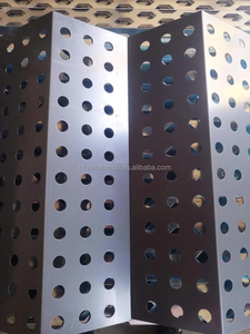 Malla Metálica Decorativa Perforada con Servicios de Corte y Doblado - Product Image 2