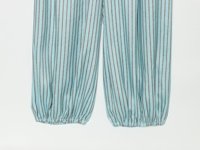 Combinaison rayée décontractée et élégante pour femme, nouvelle collection 2026, style rétro chic sans manches.