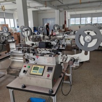 Machine de découpe d'étiquettes automatique haute précision JQ-3010B, découpeuse de logos à chaud et à froid par micro-ordinateur pour marques tissées en nylon et satin