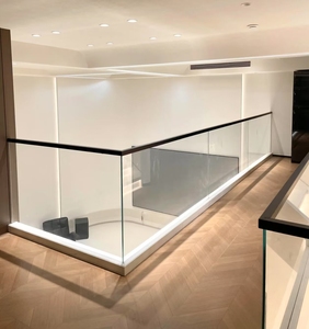 Valla de cristal de aleación de aluminio para exteriores moderna, columna de barandilla, fácil instalación para hogares, hoteles para balcones, villas, características - Product Image 6