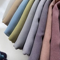 Écharpe carrée en mousseline de soie composite, best-seller, fabriquée à Yiwu, Zhejiang, bords finement ourlés, tons Morandi, couleur unie, toutes saisons