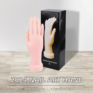 Main d'entraînement souple en plastique pour la pratique de la manucure et du nail art - Product Image 2