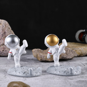 Soporte Creativo y Lindo Portátil para Ver Series y Películas, con Diseños de Anime, Dibujos Animados, Astronautas, Pirámides, Hadas y Búhos Pintados a Mano - Product Image 1