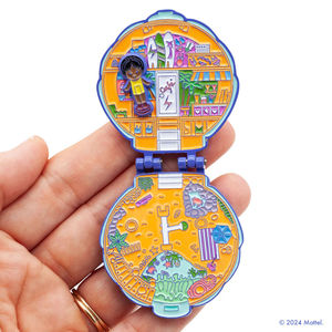 Fabricant chinois d'artisanat, badges promotionnels, logo personnalisé en relief, badge en laiton métallique, épingle à revers, épingle en émail à charnière - Product Image 1