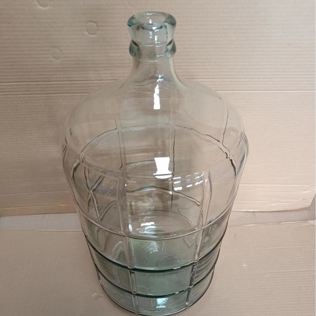 3/5/6 Gallon Clear Glass Water Storage Jars - Durable & Versatile