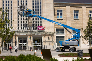 Gloednieuwe Genie Personeelslift S-80 J En S-80J Trax Verstelbare Werkplatform Draagbare 26.51M Te Koop - Product Image 5