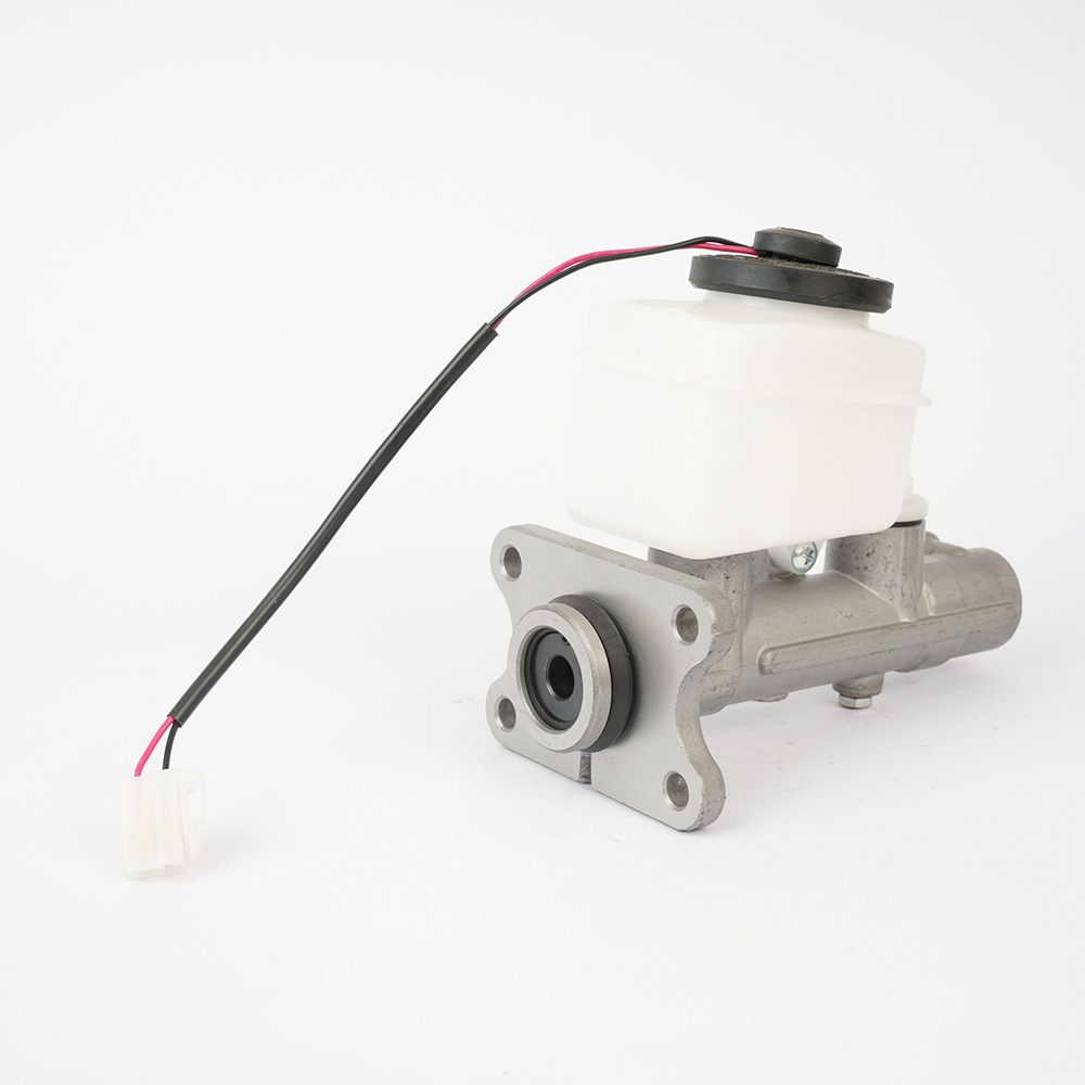 Brake Master Cylinder 47201-60410/60460 for Toyota Land Cruiser