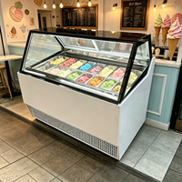 Vitrine Réfrigérée Italienne Monotempérature pour Crèmes Glacées – Élégant Réfrigérateur à Gelato pour Affichage des Prix