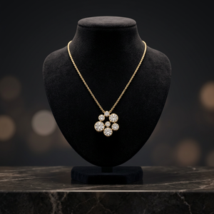 Collar de Lujo con Colgante de Diamantes de Corte Redondo en Forma de Flor, Roseta Floral Abierta, Collar para Mujer, Venta al Por Mayor - Product Image 1