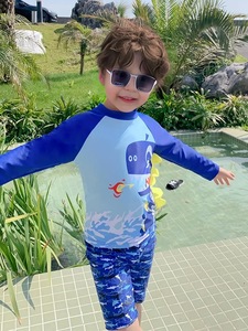 Maillots <span class=keywords><strong>de</strong></span> <span class=keywords><strong>bain</strong></span> pour garçons en polyester extensible à rayures personnalisés avec motifs <span class=keywords><strong>de</strong></span> dessins animés, ensemble <span class=keywords><strong>de</strong></span> 3 pièces pour la plage des enfants - Product Image 3