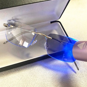 Lentilles photochromiques métal rectangle or noir argent sans cadre lunettes <span class=keywords><strong>antireflet</strong></span> anti lumière bleue femmes 2024 lunettes photogray - Product Image 1