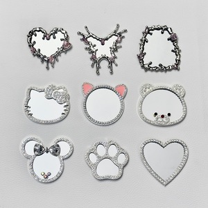 Nouvelle <span class=keywords><strong>coque</strong></span> <span class=keywords><strong>de</strong></span> téléphone en alliage en forme <span class=keywords><strong>de</strong></span> cœur DIY effet miroir avec strass, motif papillon et lapin, protection intégrale 360°, autocollants décoratifs - Product Image 4