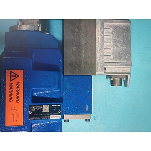 วาล์วปรับสัดส่วน Rexroth รุ่น 4WRLE16V200M-30/G2 แรงดัน 315 บาร์ อัตราการไหล 160 ลิตร/นาที ขนาดพอร์ต 1/2 นิ้ว วาล์วไฮดรอลิกเหล็กกล้าคาร์บอน - Product Image 1